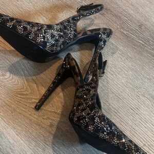 Chic Brown Leopard Print Slingback Heels